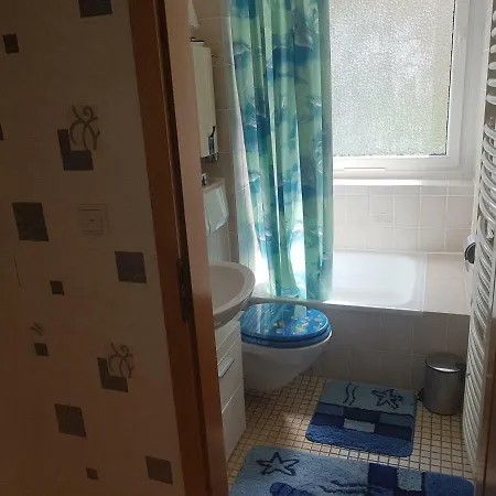 Luxus 3 Apartment, 2 Bader Pansiyon *